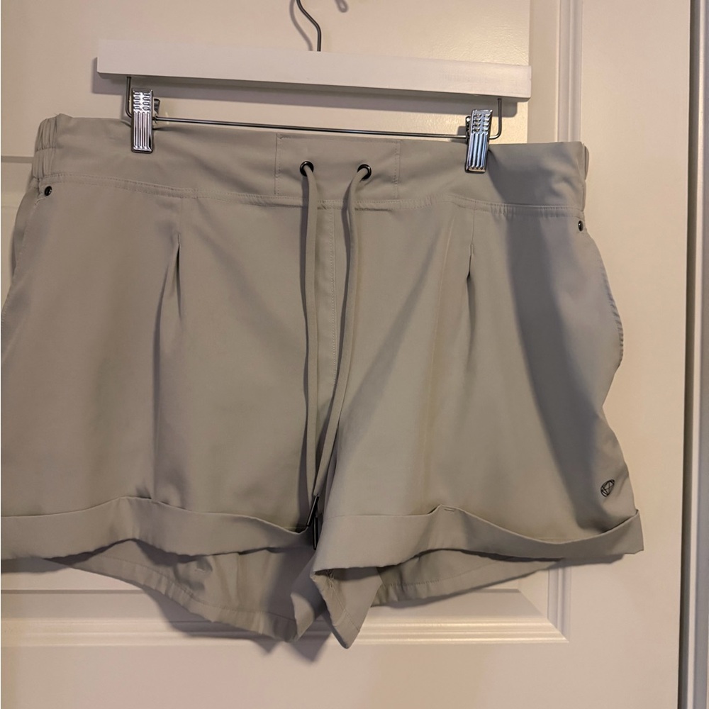 Mondetta Women's Soft Gray Athletic Shorts